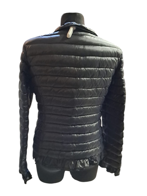 MOSCHINO · Abrigo con volantes. Talla M - Imagen 3