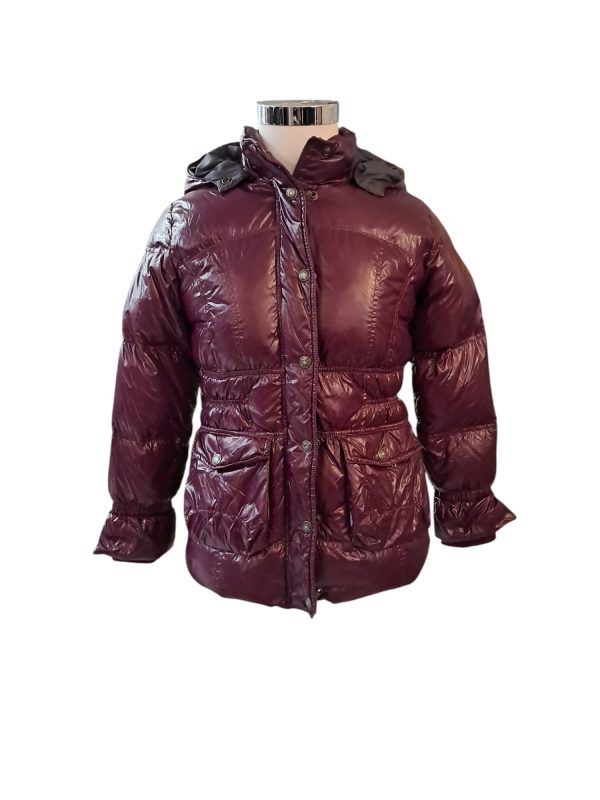 CALVIN KLEIN. Abrigo en color granate.