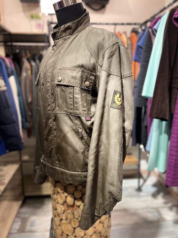 BELSTAFF. Cazadora en color marrón. - Imagen 2
