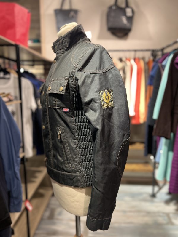 BELSTAFF. Cazadora en color negro. - Imagen 2