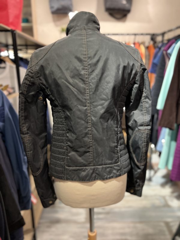 BELSTAFF. Cazadora en color negro. - Imagen 3